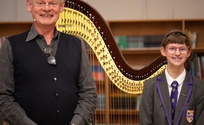 Kingsley Hosts Martin Clunes for Appledore Book Festival Opening Night