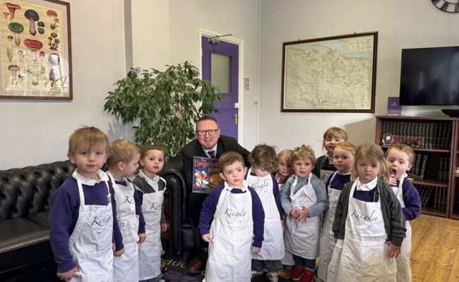 The Great Nursery Gingerbread Man Hunt at Kingsley!