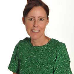 Mrs Samantha Hammond<