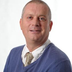 Mr Andrew Trythall
